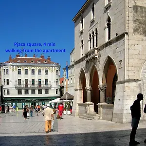https://luxury-apartment-toni.splithotels.org