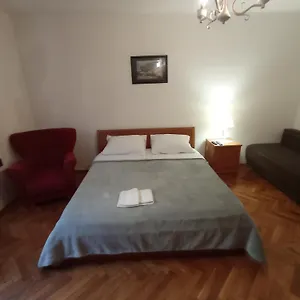 https://damjan-rooms.splithotels.org